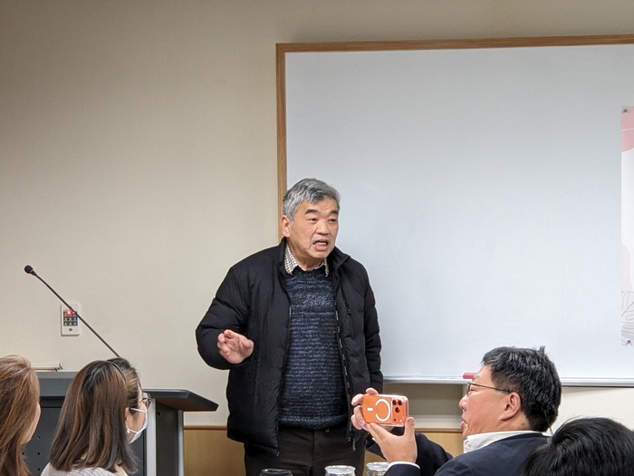 園藝暨生物技術學系舉辦「李秀燕系友紀念獎助學金」頒發典禮_27 位大一新生獲得系友獎助及關懷圖片