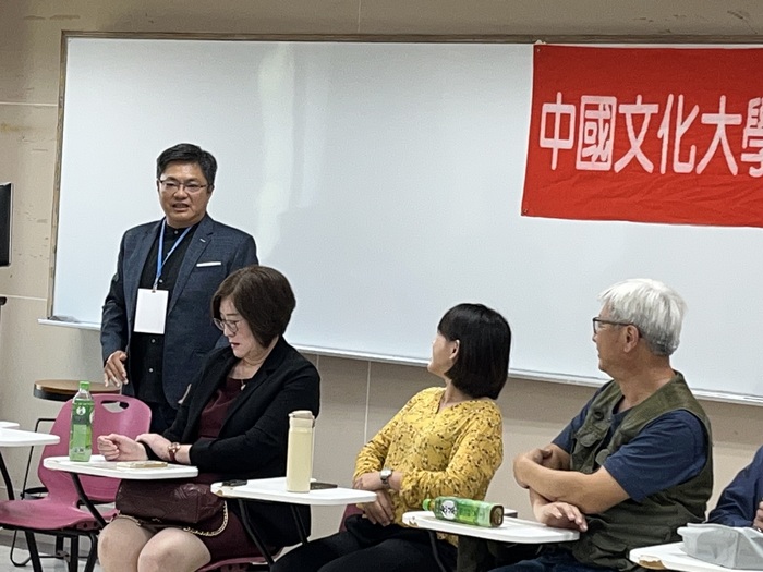 系友返校交流　深化在校生產業視野與職涯連結圖片